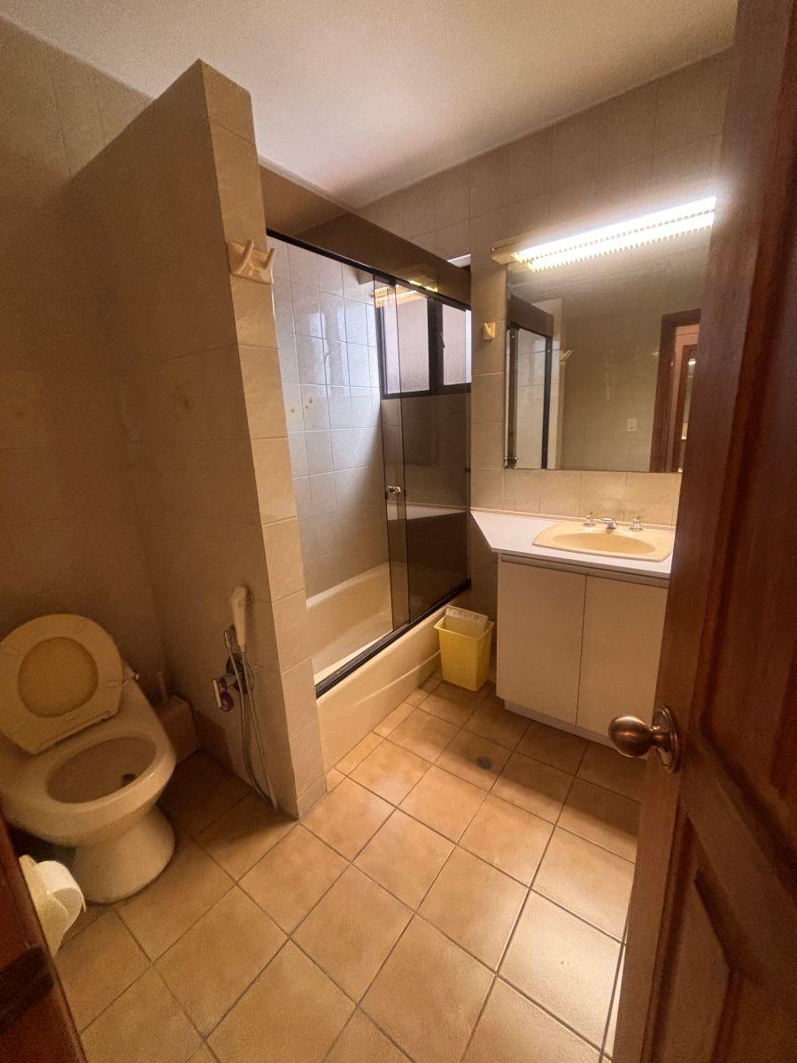 Vendo Departamento República del Salvador, Dos Dorm. 143 m $ Exelente Edificio — imagen 6
