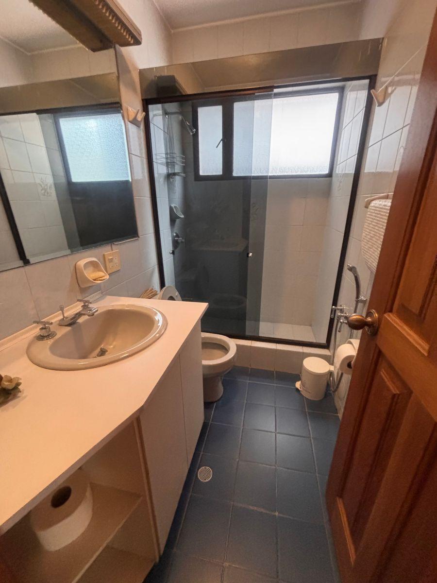 Vendo Departamento República del Salvador, Dos Dorm. 143 m $ Exelente Edificio — imagen 3
