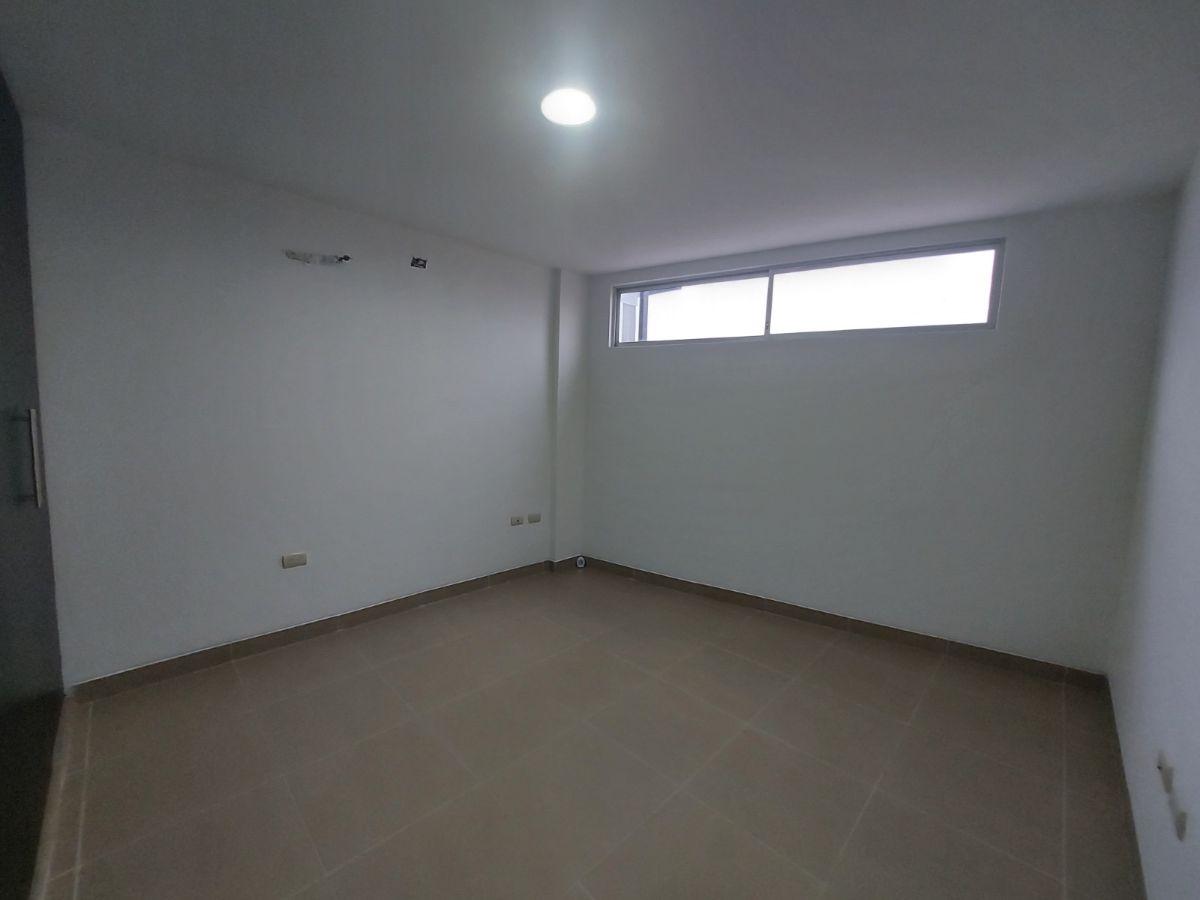 Departamento de Venta con Hermosa Vista a La Ciudad en El Portón de Las Lomas, Guayas — imagen 6
