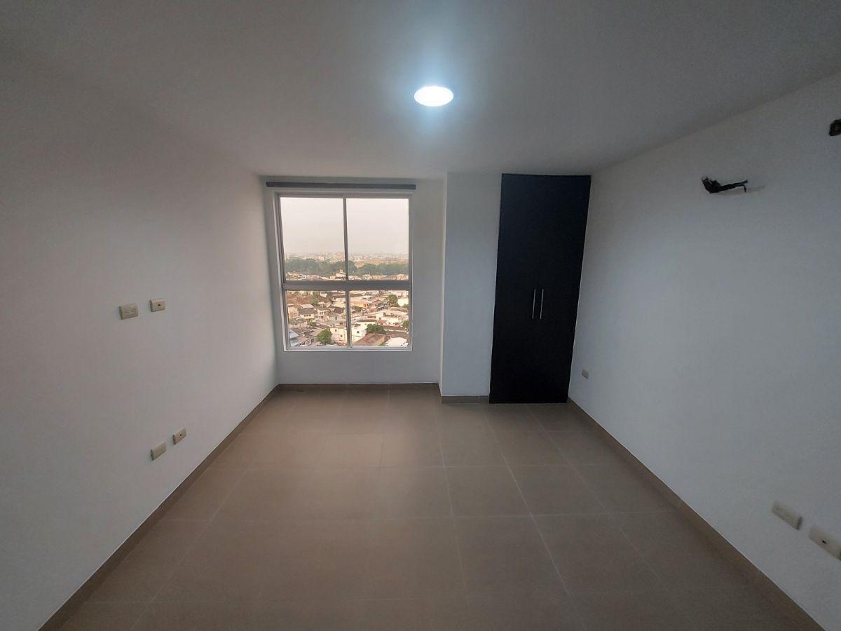 Departamento de Venta con Hermosa Vista a La Ciudad en El Portón de Las Lomas, Guayas — imagen 5