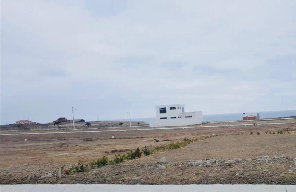 Terrenos de Oportunidad en Urbanización de Playa San José - Manabí. Manabí — imagen 10