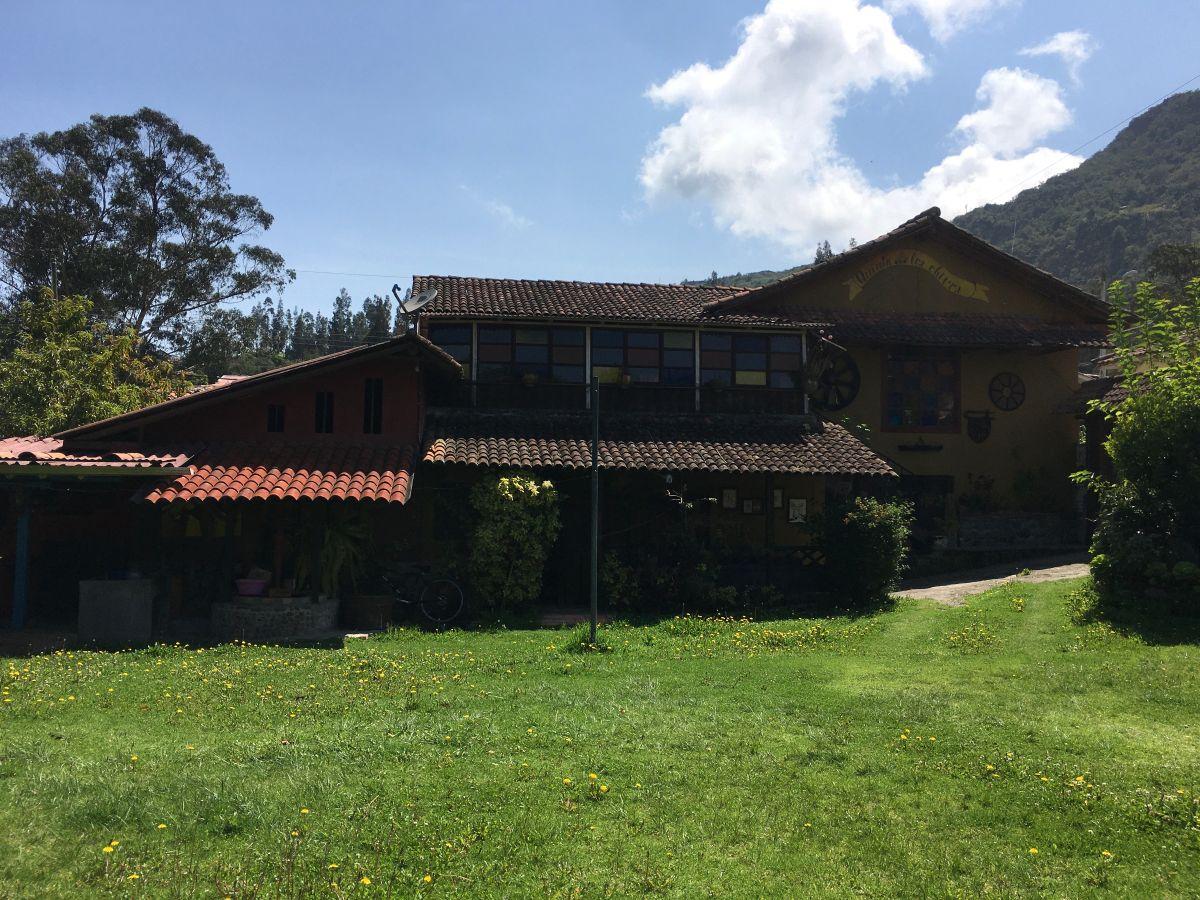 ¡Se Vende Amplio Terreno con Casa Patrimonial! sector Paccha️ a Una Cuadra de La Iglesia Central, Azuay — imagen 6