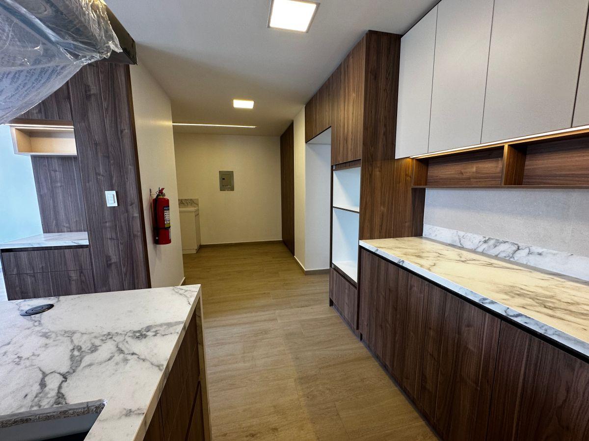 Se Vende Departamento Dentro de Urbanizacion con Dos Balcones y Terraza — imagen 10