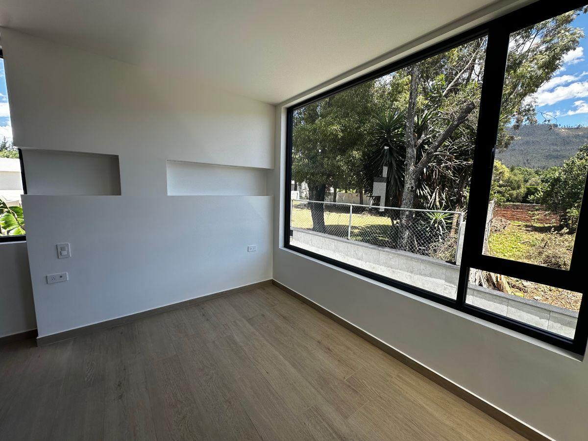 Se Vende Departamento Dentro de Urbanizacion con Dos Balcones y Terraza — imagen 6