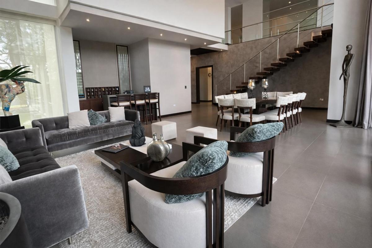 Casa de Lujo en Venta Cumbayá Jardines de Santa Inés — imagen 7
