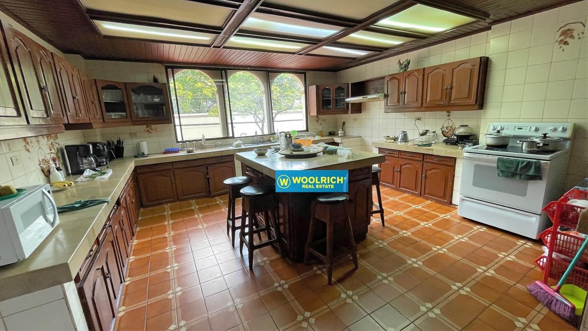 Vendo Casa La Puntilla, 5 Dorm + Suite, Cancha D Tennis, Piscina, 1000 m², Guayas — imagen 8