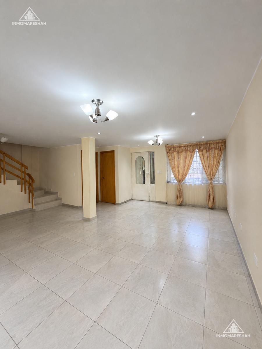 Casa Rentera en Venta en Calderon con 3 Departamentos 1 Local Comercial y 1 Casa Completa — imagen 6