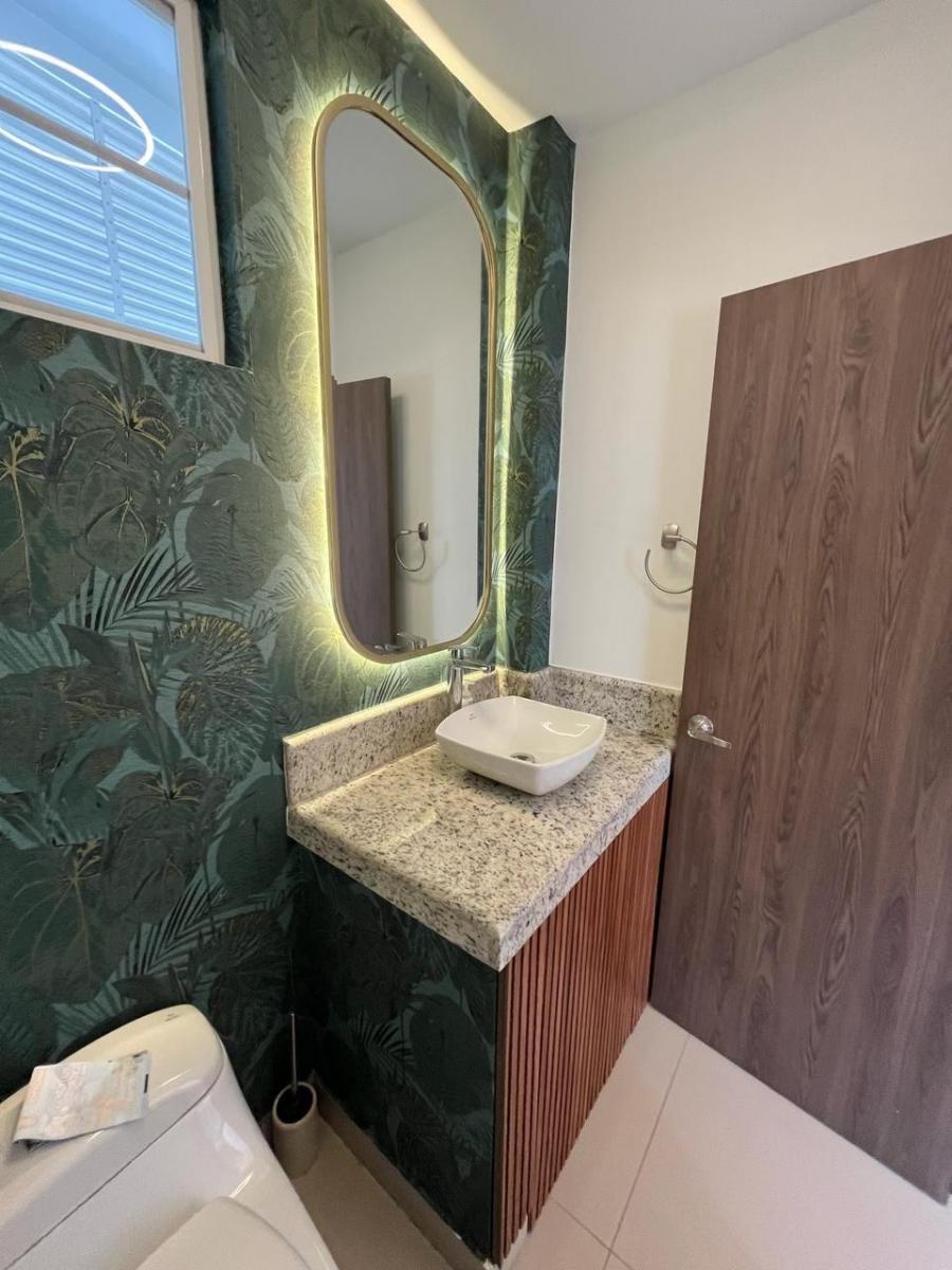 Casa en Venta en La Urbanizacion Terranostra en Vía La Costa, Guayas — imagen 7