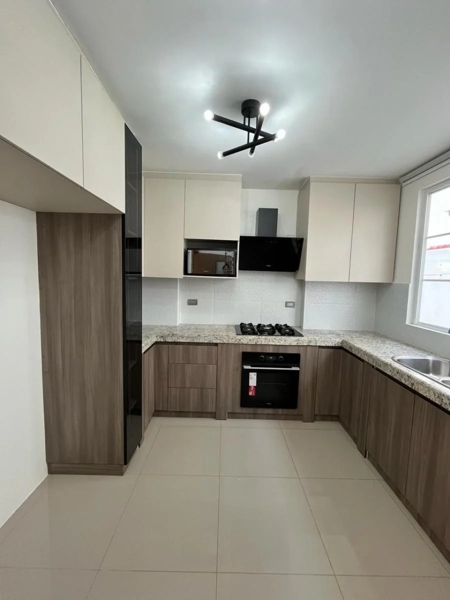 Casa en Venta en La Urbanizacion Terranostra en Vía La Costa, Guayas — imagen 5