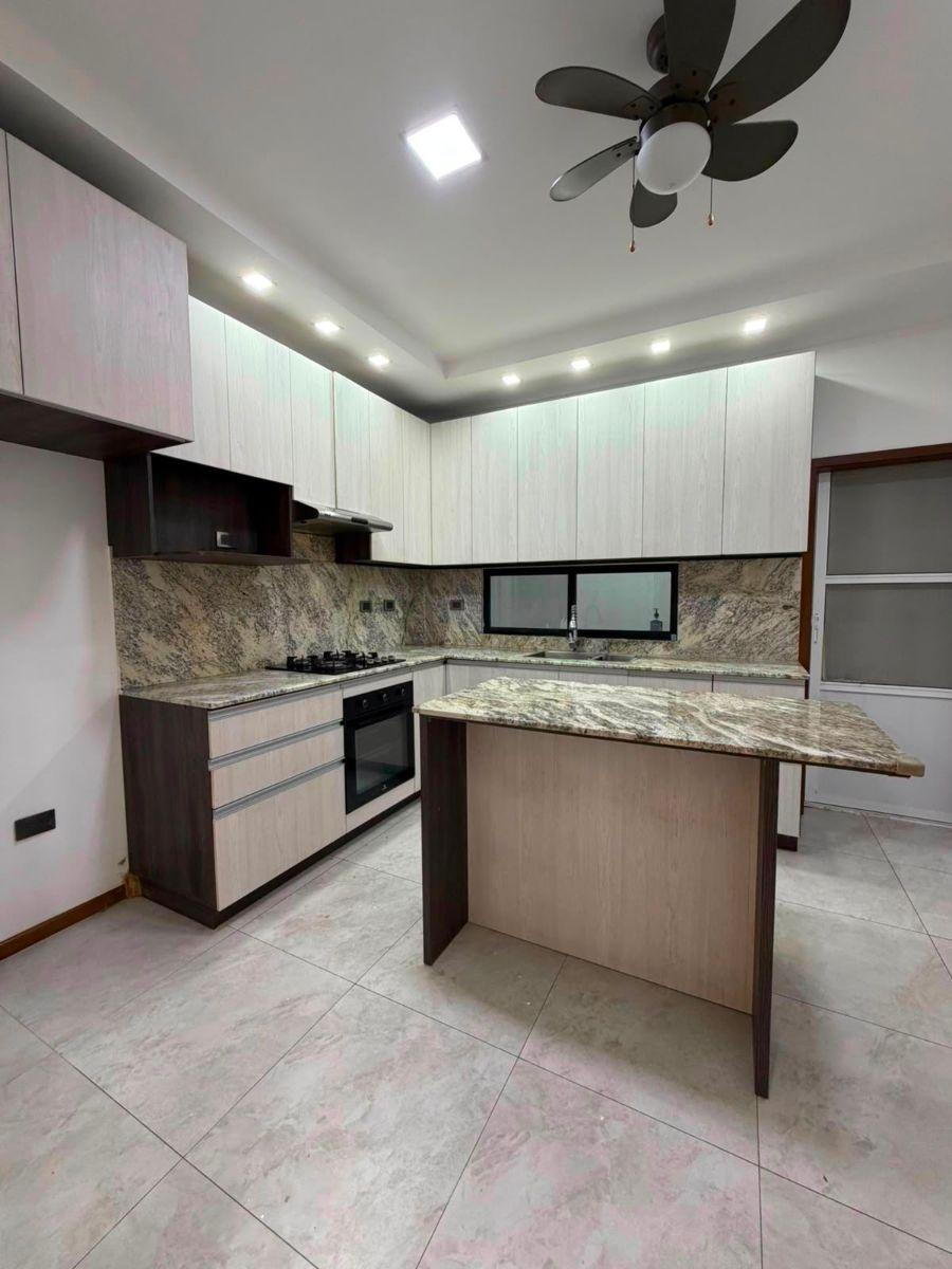 7621. Urb. Punta Esmeralda - Via a La Costa, Vendo o Alquilo Casa 4 Dorm. $1600/$260.000. Guayas — imagen 9