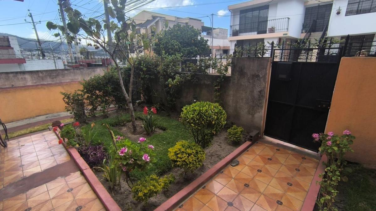 De Oportunidad Vendo Terreno con Casa Norte de Quito Urb. Rumiñahui — imagen 9