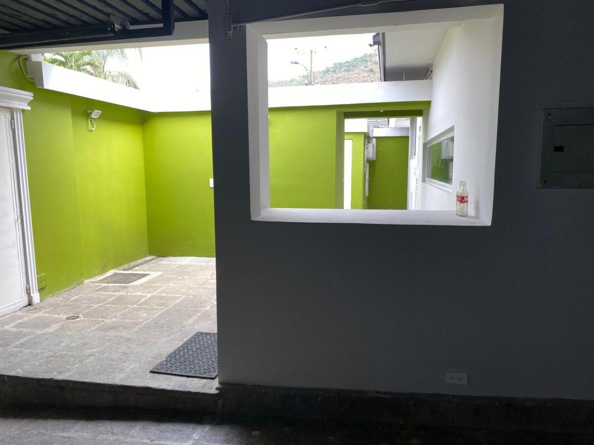 Casa con 5 Habitaciones en 643 m² en Venta en Cedros, Guayas — imagen 5