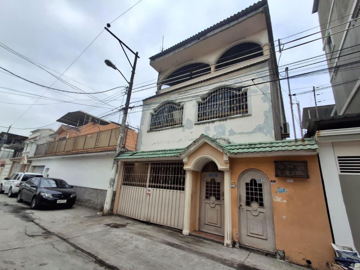 En Venta Casa Rentera Urb Acuarela del Rio P. Manosalvas, Guayas — imagen 9
