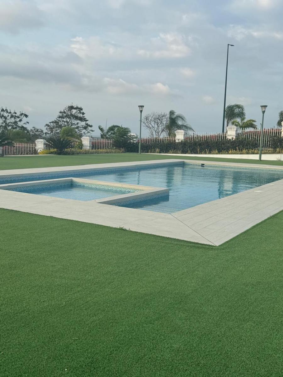 Terrenos en Venta en Exclusiva Urbanización Privada en Av Circunvalación, Manabí — imagen 5