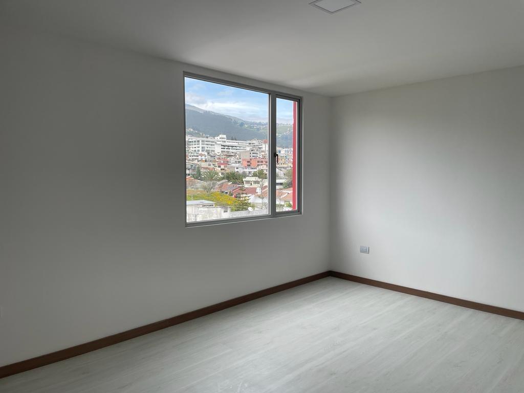 Vendo Departamento a Estrenar, Excelentes Acabados, sector Antiguo Aeropuerto. Provincia de Pichincha — imagen 4