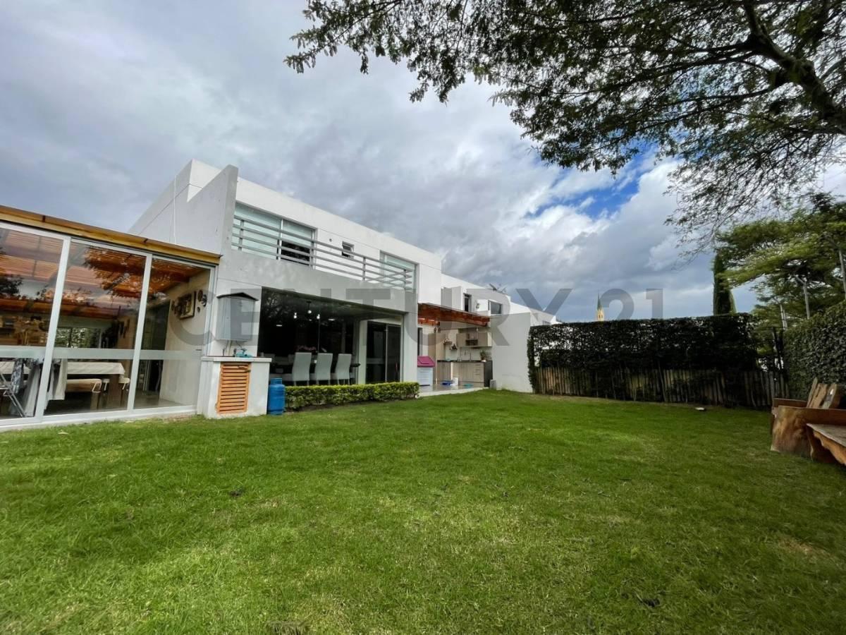 En Venta Casa con Patio. Intervalles. Tumbaco — imagen 10