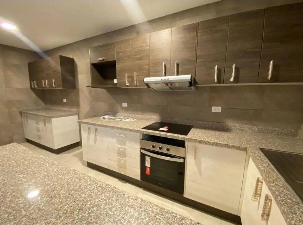 En Venta Departamento de 2 Dorm. + 2 Parking + Terraza + Bodega Av Portugal — imagen 7