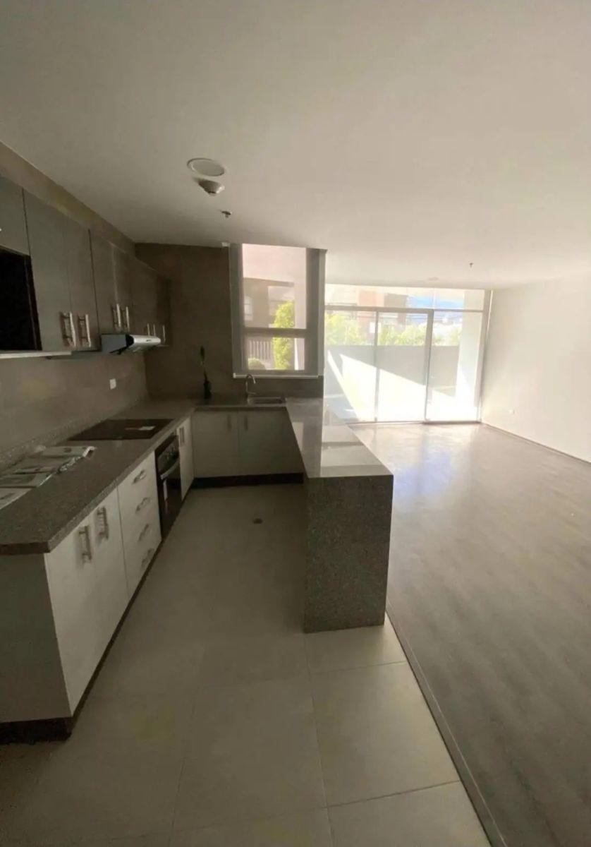 En Venta Departamento de 2 Dorm. + 2 Parking + Terraza + Bodega Av Portugal — imagen 6
