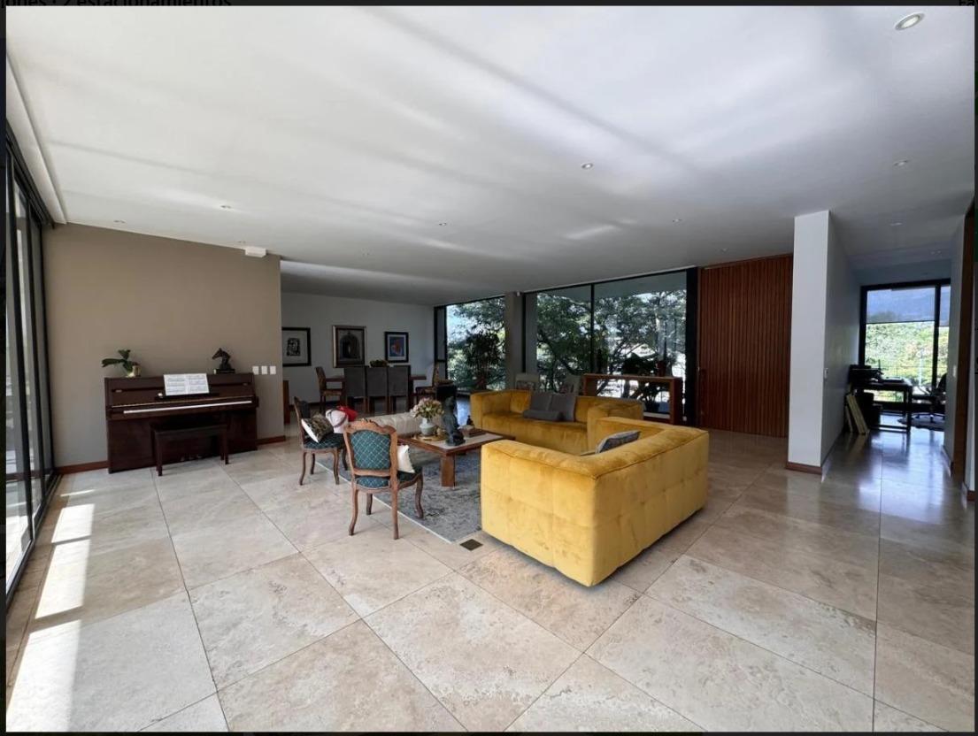 Casa de Lujo en Venta Urb. Arrayanes, Puembo, Jardín + Máster en Pb — imagen 8