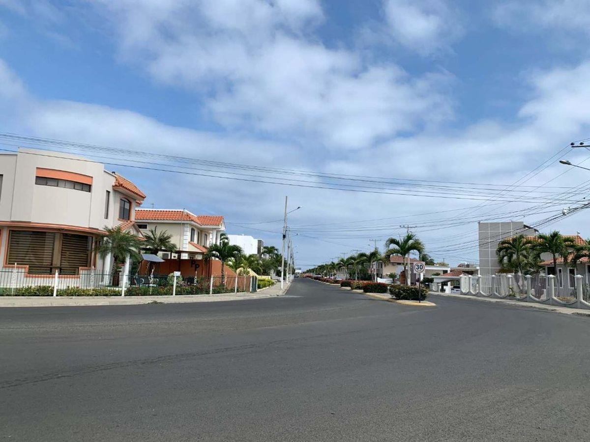 Casa de Venta en Manta Beach Zona Sur Manta, Manabí — imagen 8