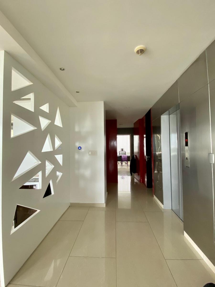 Penthouse de Lujo en Venta – Vista Panorámica y Terraza Privada, Guayas — imagen 7