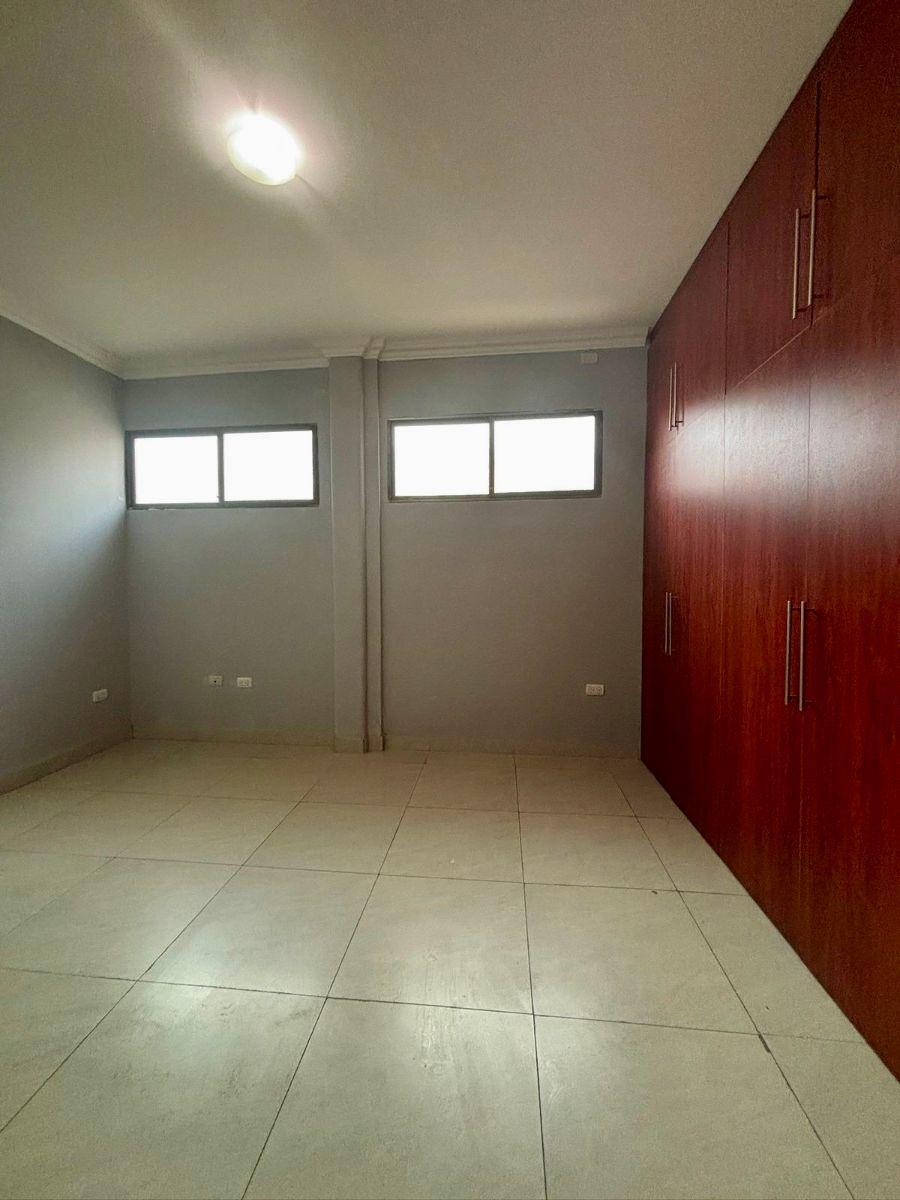 Vendo o Alquilo Departamento en Cumbres, Guayas — imagen 3