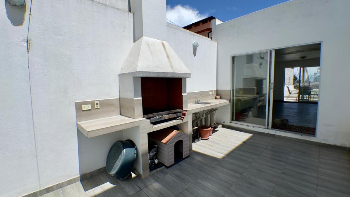 Casa de Lujo Sector Intercambiador de Carcelen — imagen 8