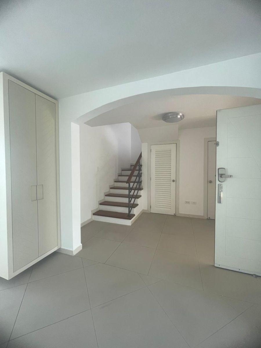Espaciosa Casa de 310 m² con 3 Habitaciones en Venta en Cumbayá — imagen 7