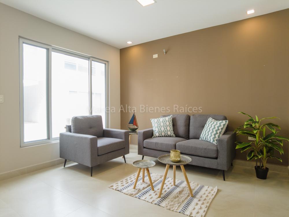 Casa a Pasos de La Playa en Salinas en Venta — imagen 9