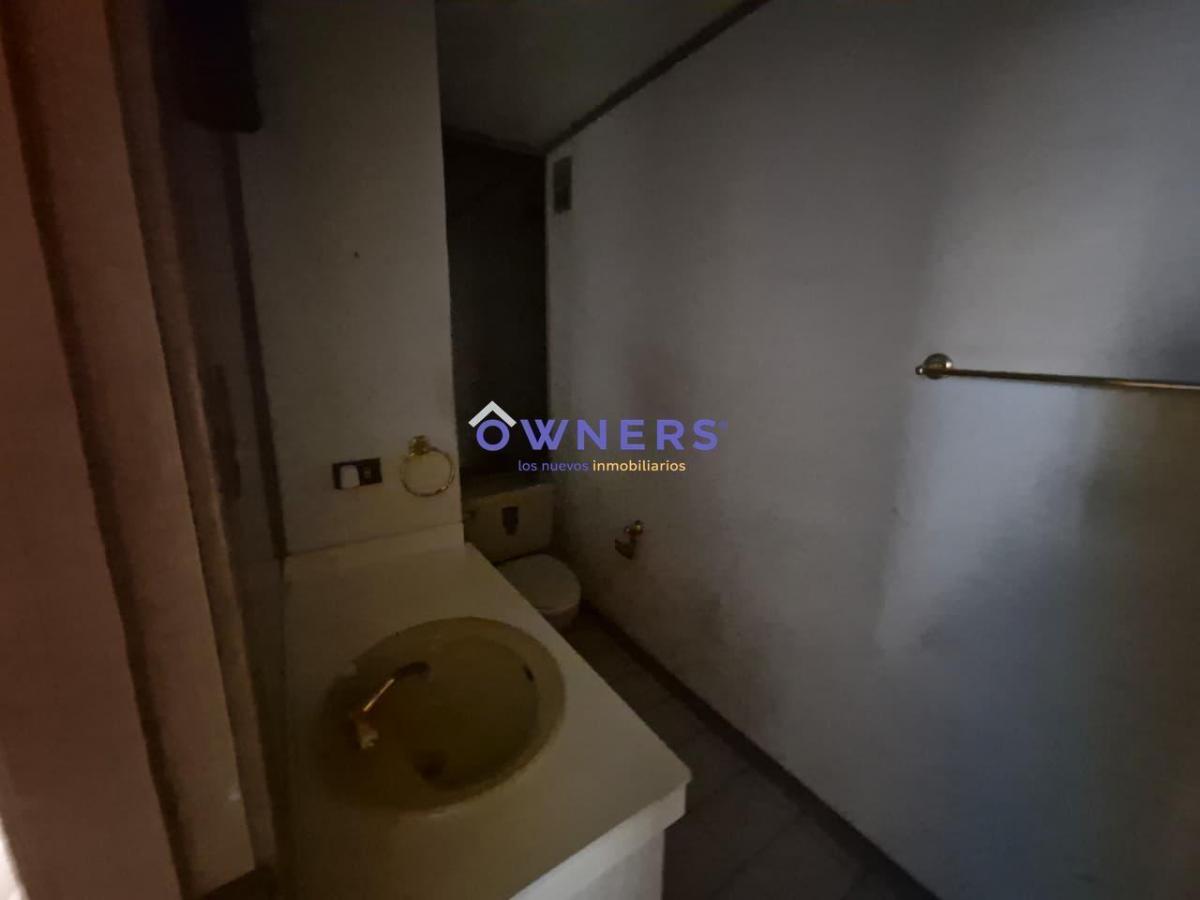 Venta de Departamento de 3 Habitaciones| Piscina| Seguridad 24/7| en Lomas de Urdesa (Lc), Guayas — imagen 4