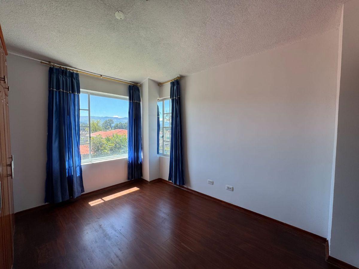 Oportunidad Casa en La Armenia II, Urbanización Privada — imagen 3