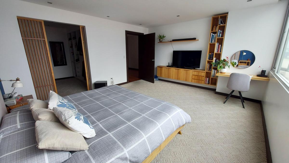Departamento en Venta, 3 Dorm., 3 Parqueaderos, 195 m², González Suárez — imagen 10