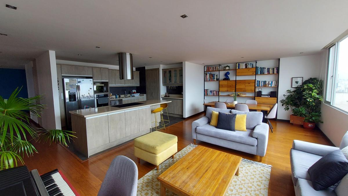 Departamento en Venta, 3 Dorm., 3 Parqueaderos, 195 m², González Suárez — imagen 7