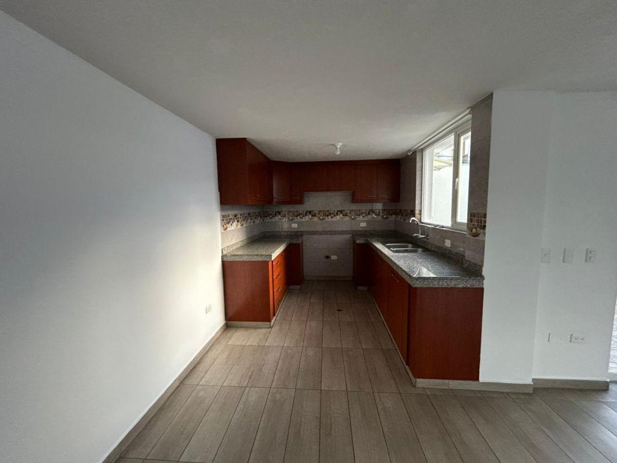 Venta Casa, 118 m, Calderón, Sector Marianitas — imagen 8