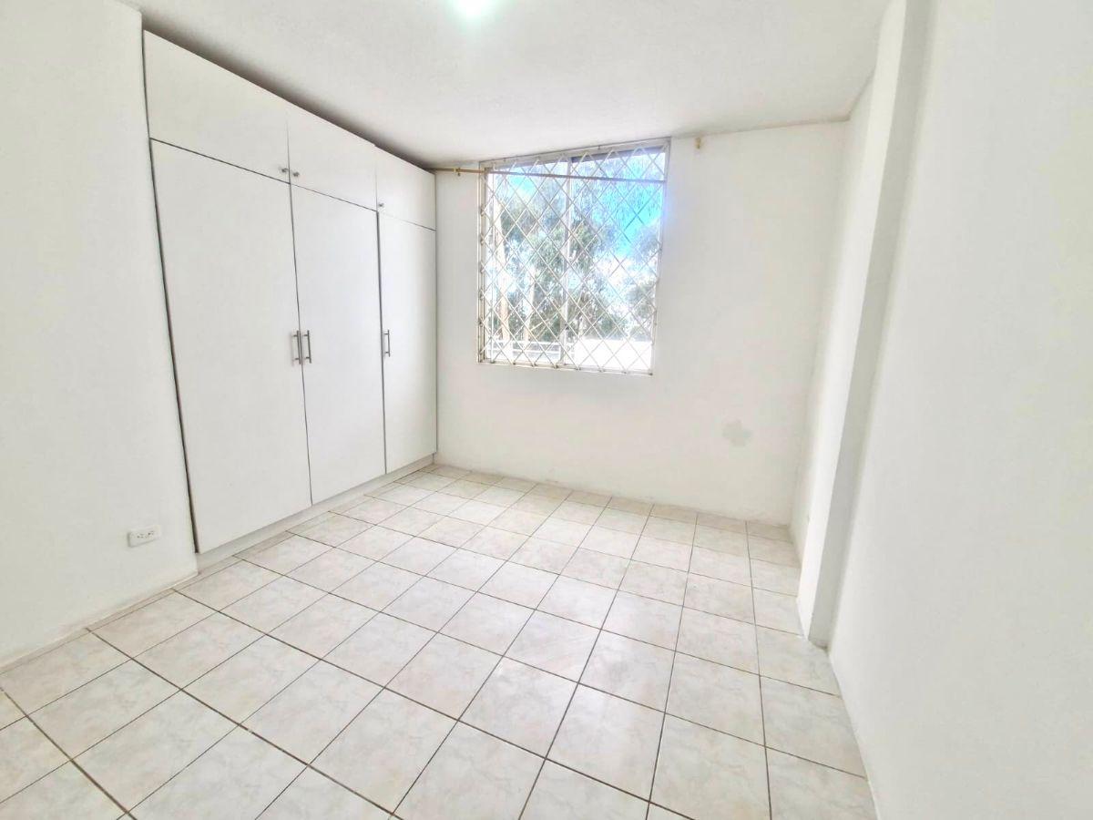 Departamento en Venta con Amplia Terraza – El Condado — imagen 5