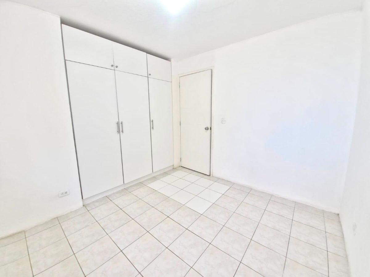 Departamento en Venta con Amplia Terraza – El Condado — imagen 3