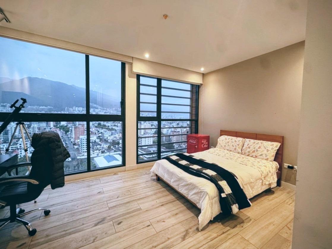 En Venta, Suite 1 Habitaciones con Vista Espectacular Piso Alto, Edificio Torre Solari — imagen 7