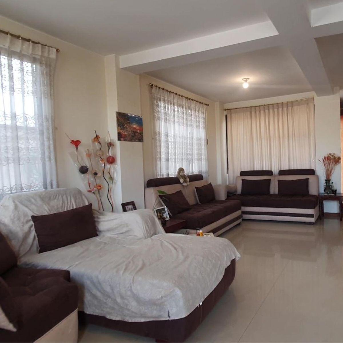 Venta de Casa de en Huachi Chico, Sector Complejo Judicial, Tungurahua — imagen 9