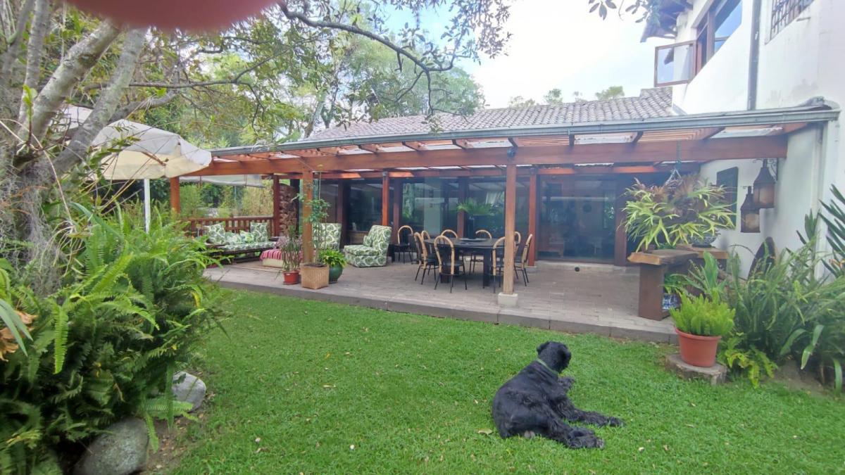 Casa Independiente en Venta | de 5 Habitaciones y Amplia Área Verde, Los Chillos Sector Playa Chica — imagen 6