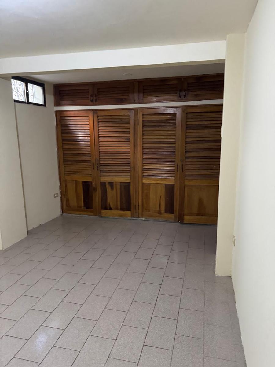 Casa Rentera en Venta en La Alborada X Etapa – 5 Departamentos, Guayas — imagen 9