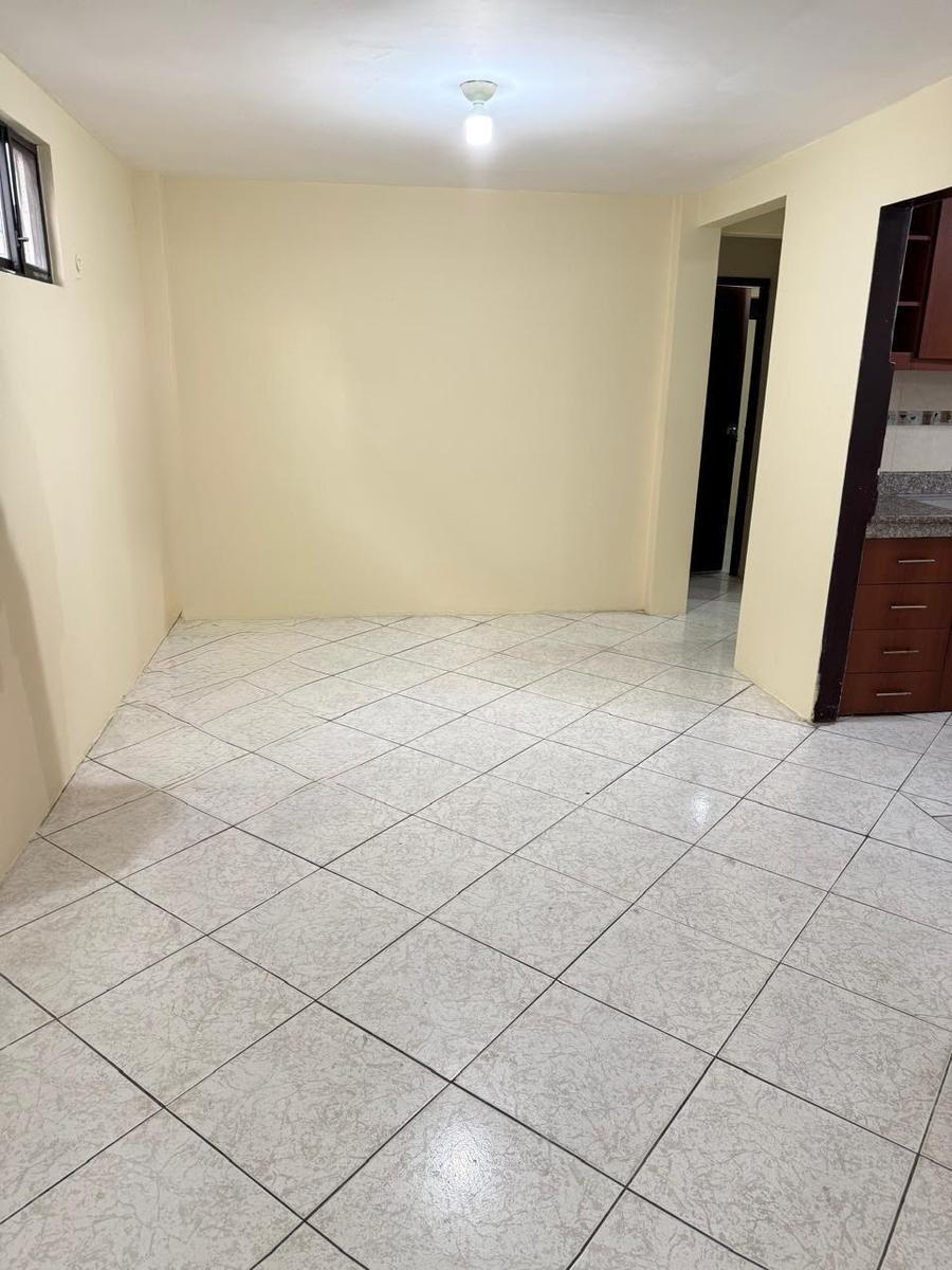 Casa Rentera en Venta en La Alborada X Etapa – 5 Departamentos, Guayas — imagen 7