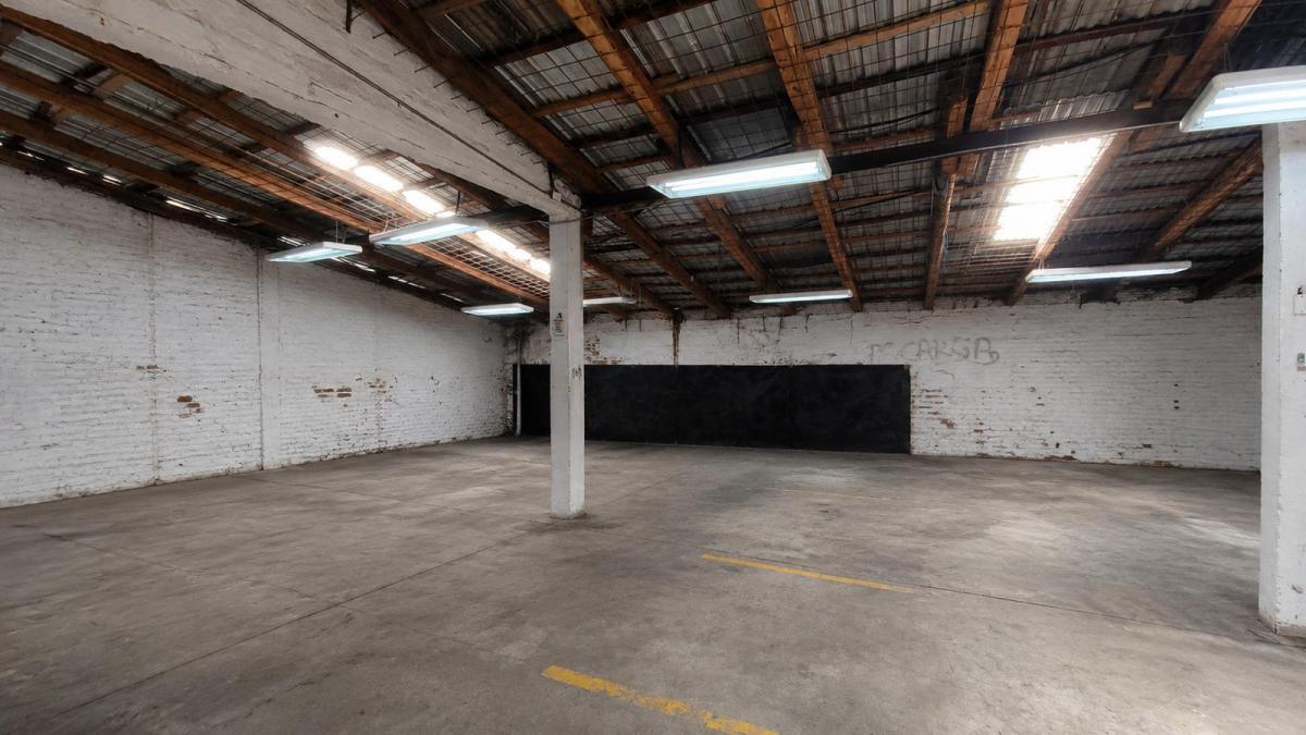 Terreno Comercial en Venta | 2.085 m² | Udla – Av de Los Granados | Quito — imagen 3