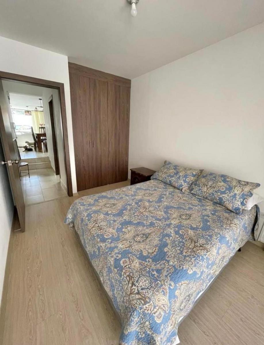 Se Vende Hermoso Departamento en Tumbaco — imagen 8