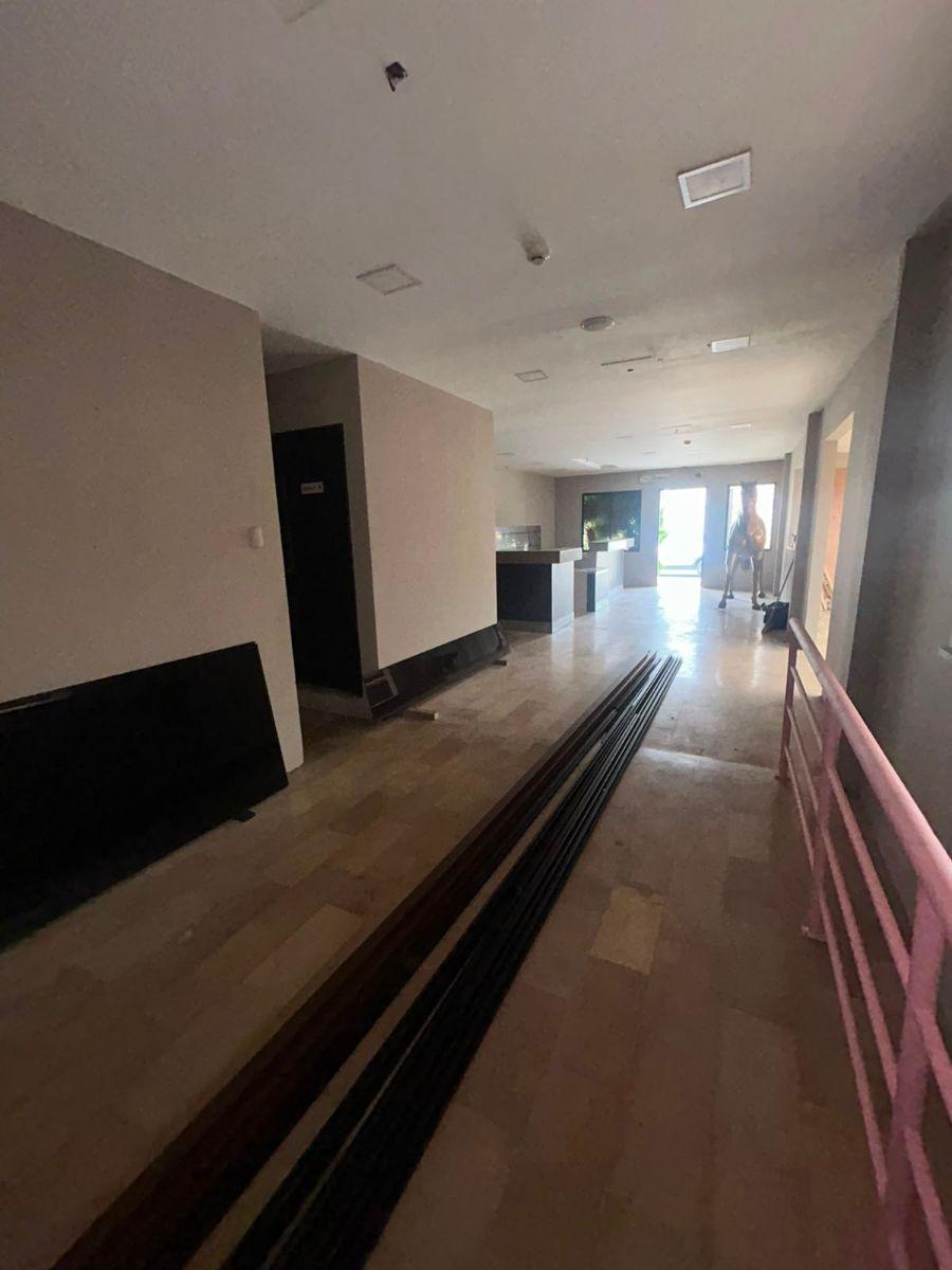 Urdesa Central, Venta de Casa con Suite Adicional. Guayas — imagen 7