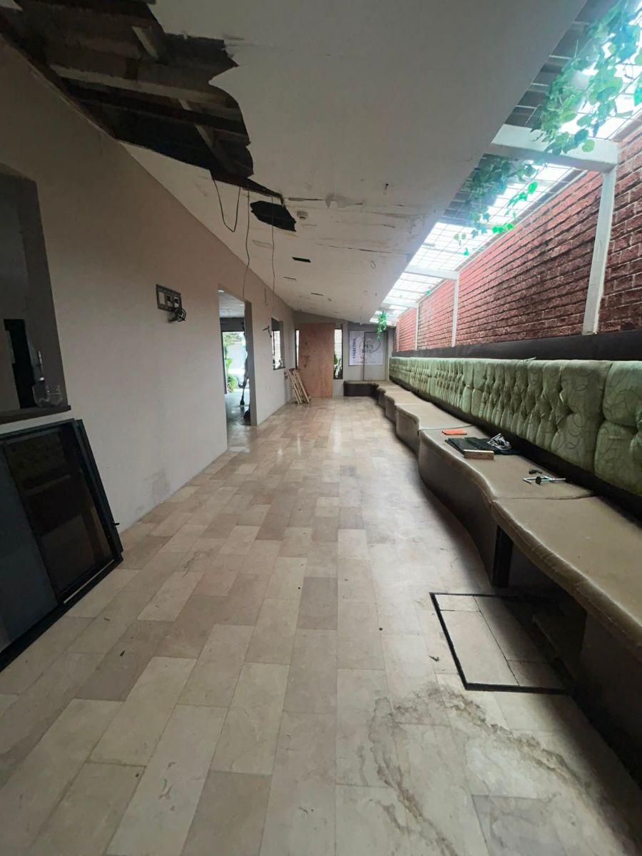 Urdesa Central, Venta de Casa con Suite Adicional. Guayas — imagen 4