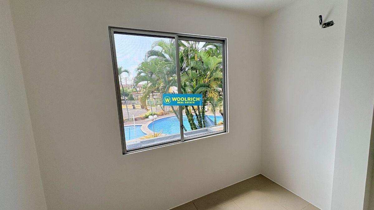 Urb. Cataluña, Vendo Casa Moderna a Estrenar, 3 Dorm c/u Bano, 160 m², Guayas — imagen 8