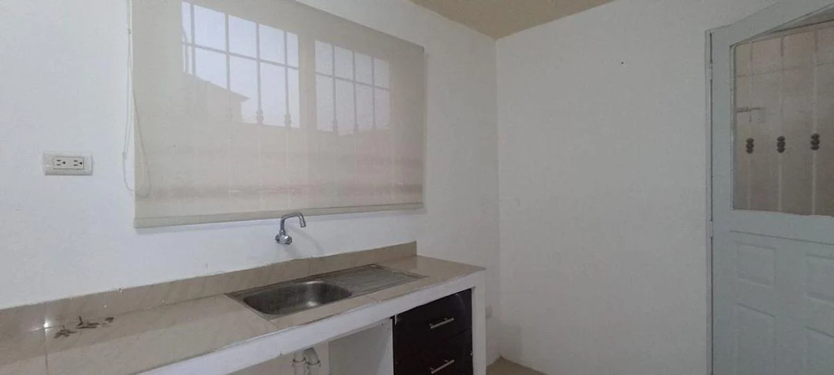 En Venta Casa Villas del Rey Pmanosalvas, Guayas — imagen 6