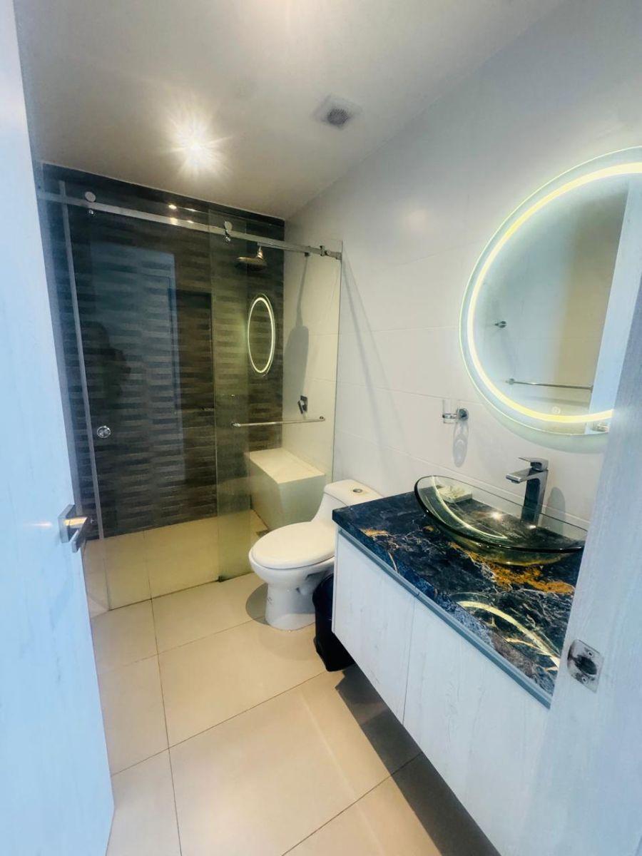 Venta de Departamento Amoblado de 3 Habitaciones Frente Al Mar, Manabí — imagen 3