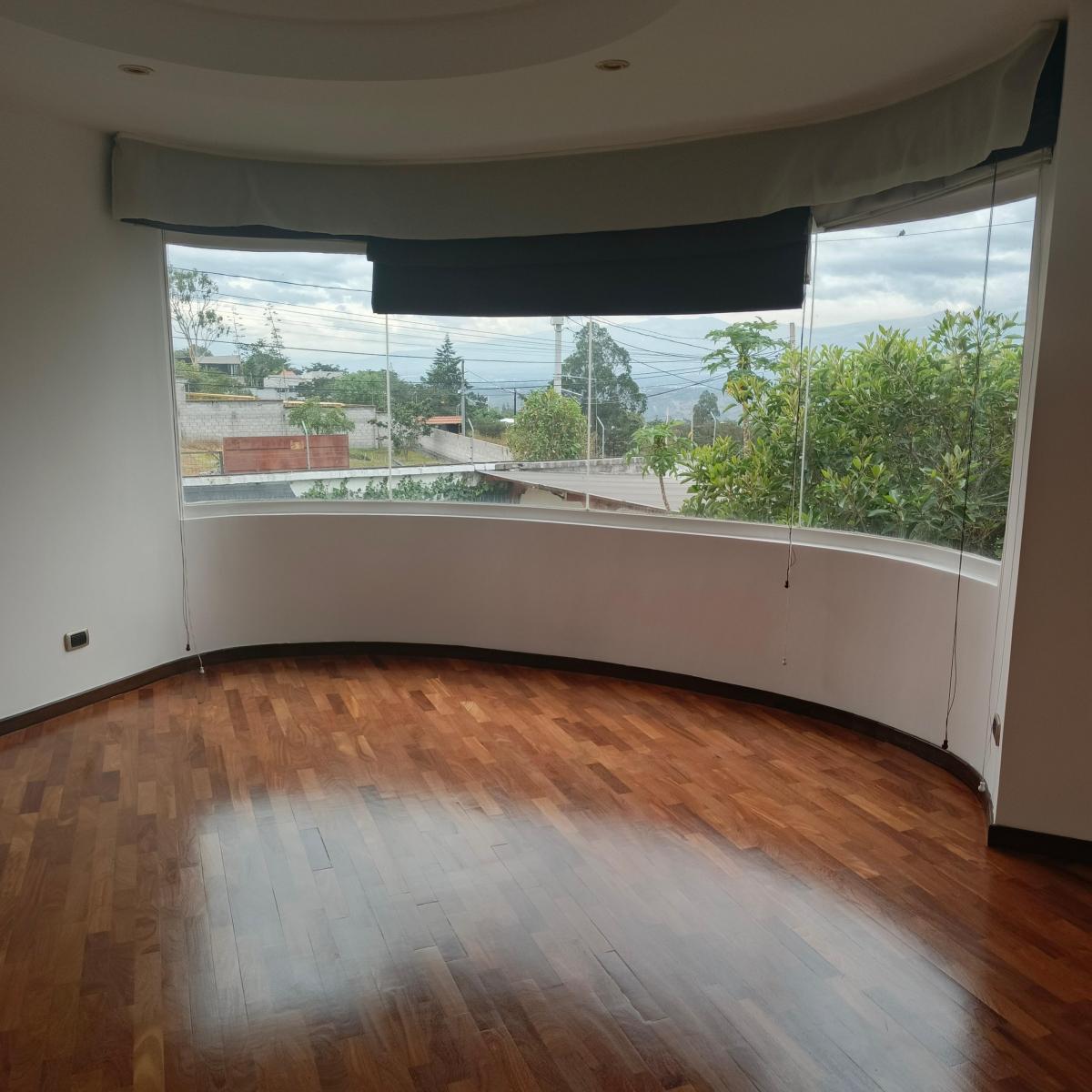 Vive en La Tranquilidad de Tanda Conjunto Casa 3 Dorm. Mas Estudio Sala Tv Hermoso Jardin Propio — imagen 9