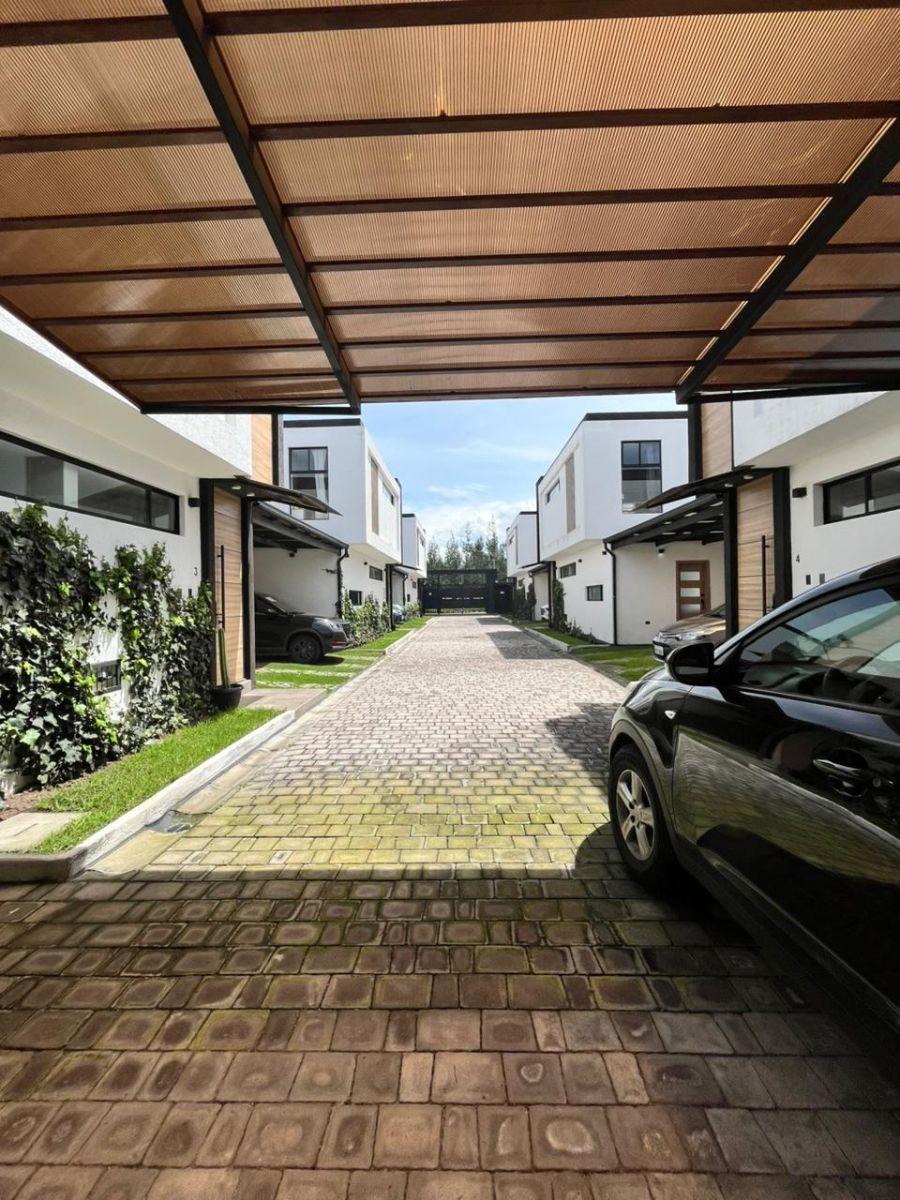 Casa de 231 m², por Estrenar, 3 Habitaciones, Venta, Pifo, Urbanización — imagen 10